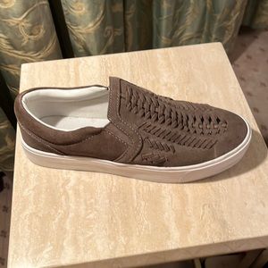 marc fisher sneakers size 8